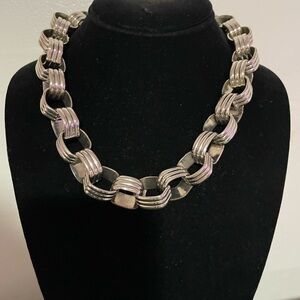 Ann Taylor Chunky Link Chain Necklace
